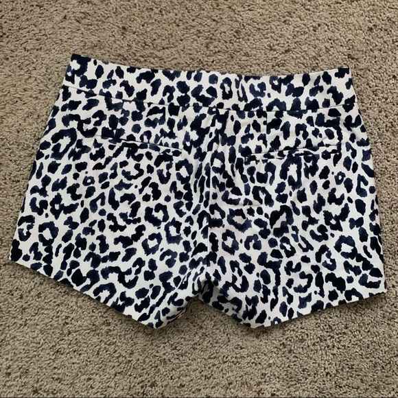 J CREW LEOPARD PRINT CHINO 3” INSEAM SIZE 00 - Picture 2 of 4